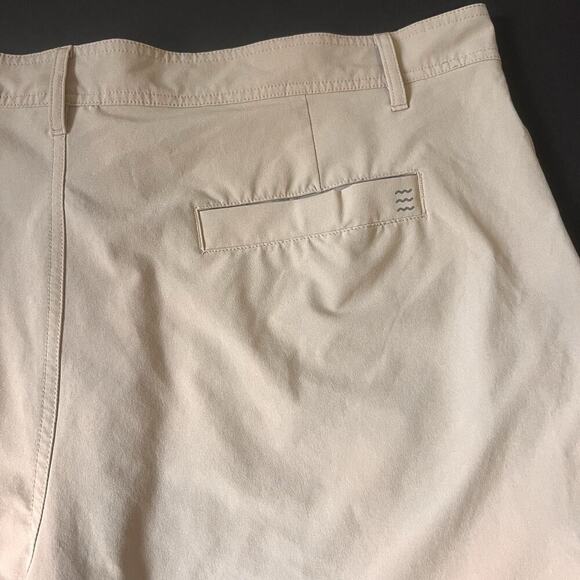 Free Fly Men's Shorts Size 38 Beige Tan Stretch Performance Hybrid Casual Golf - Picture 3 of 7